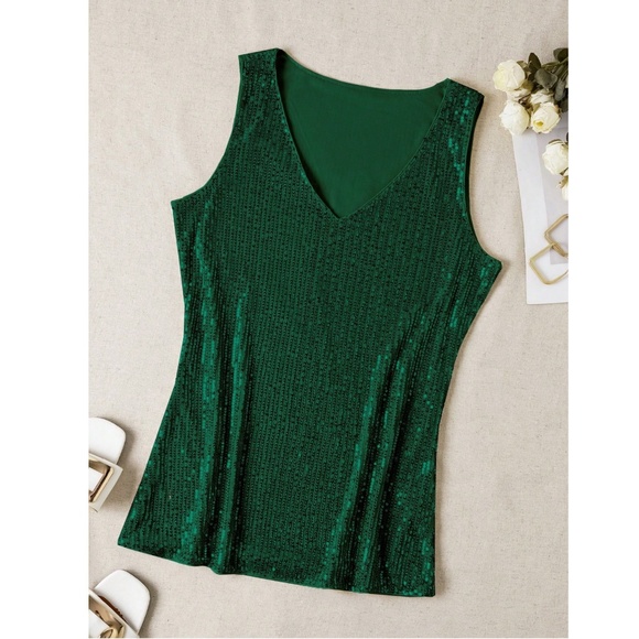 All Over Sequin Green V-Neck Cami Top - Picture 3 of 5